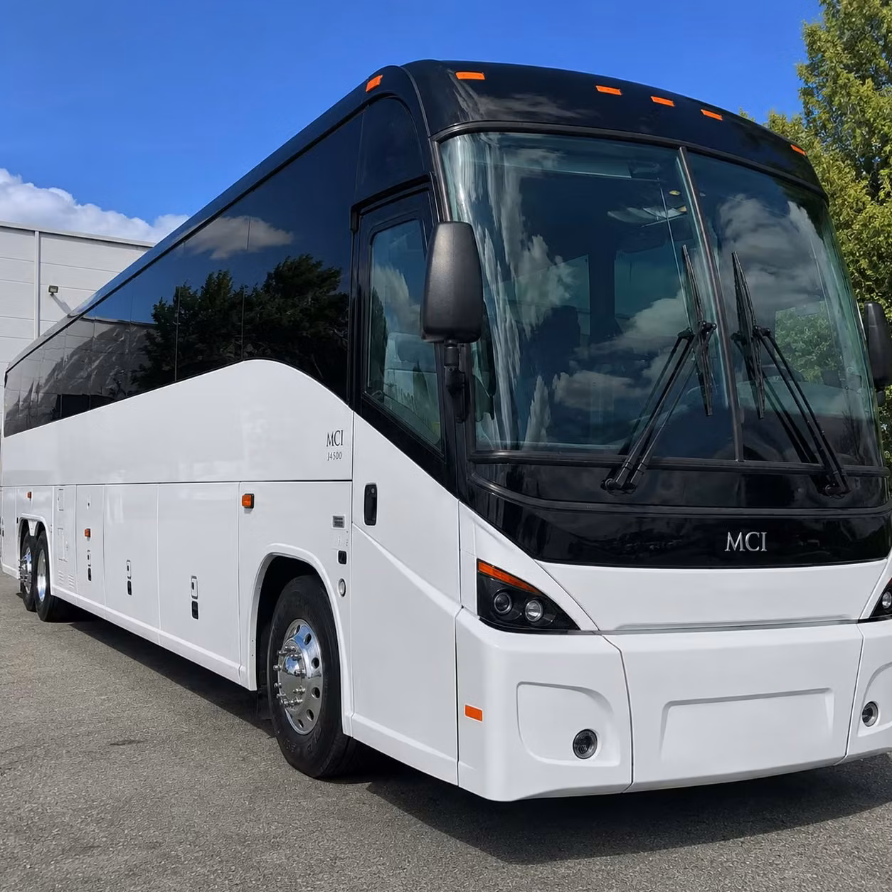 shuttle your employees between minneapolis campuses and office parks without the commute headaches