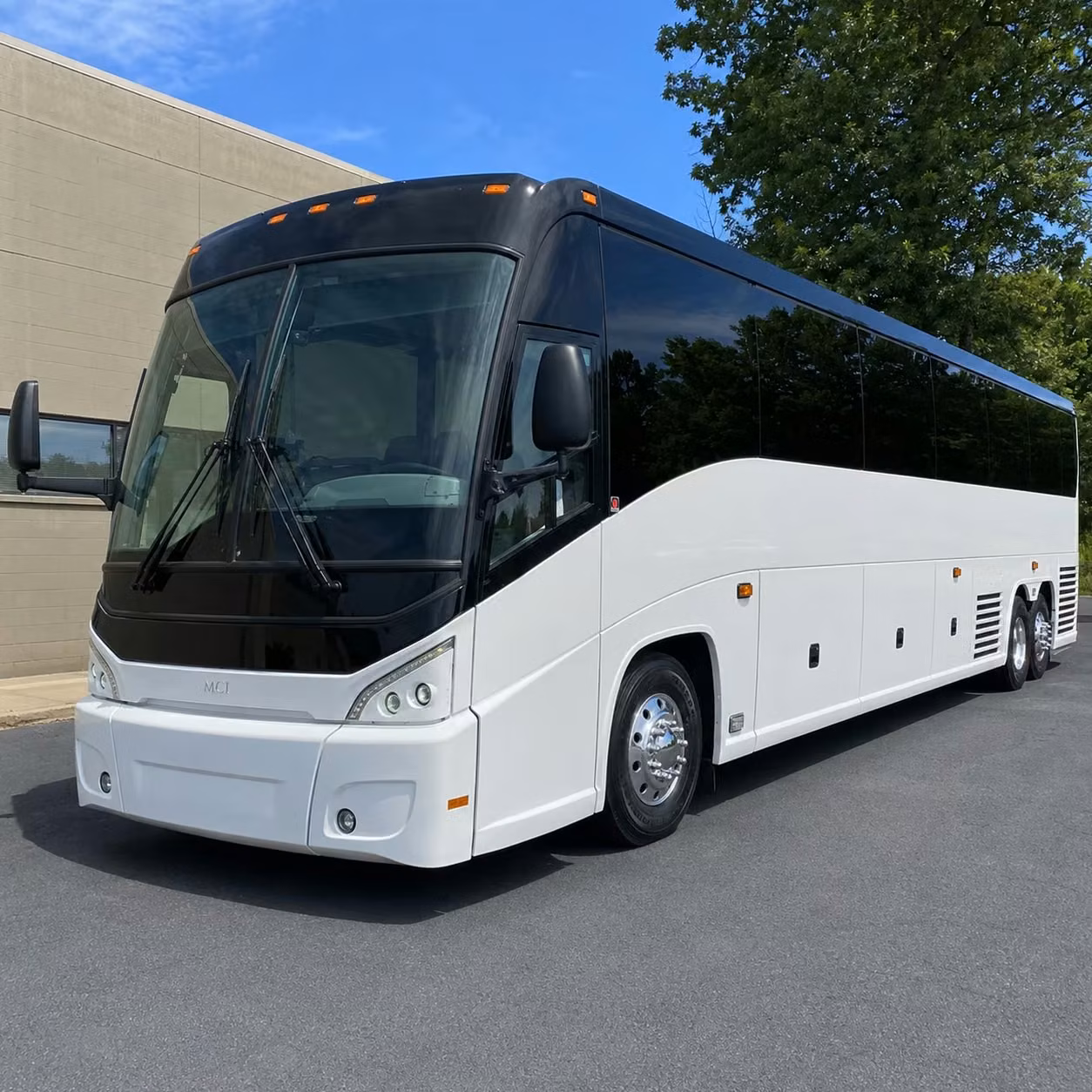 use a minneapolis charter bus for wedding guest shuttles special events